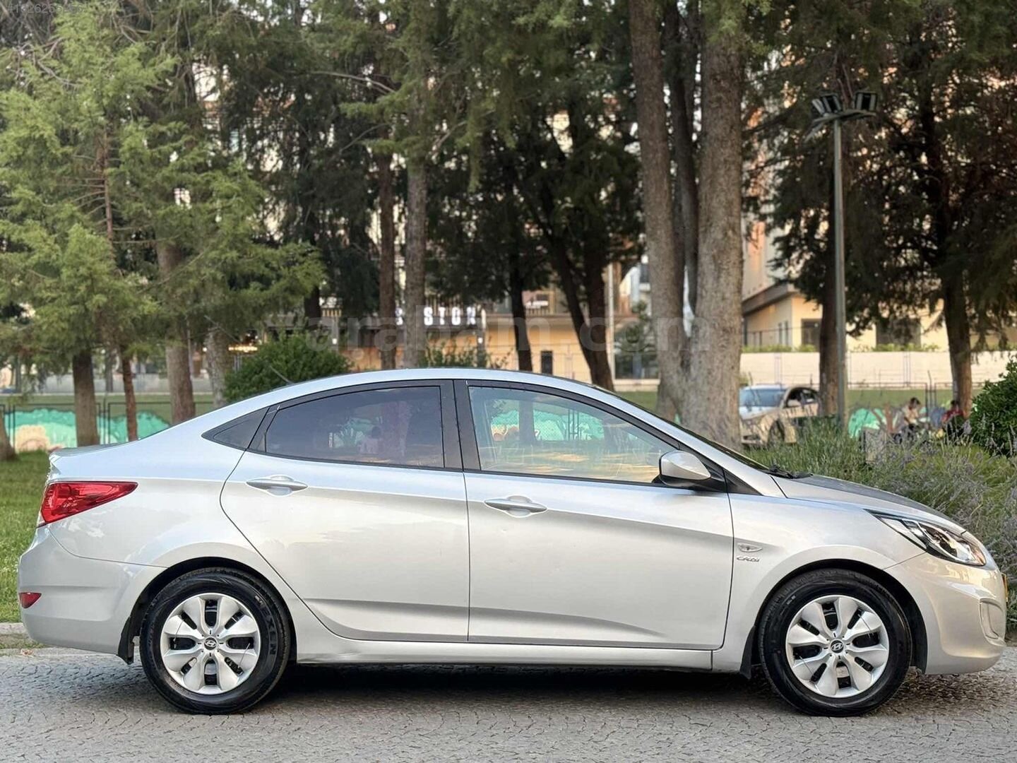 Galeriden Hyundai Accent Blue 1.6 CRDI Mode 2012 Model Denizli 214.000 km Gri 6