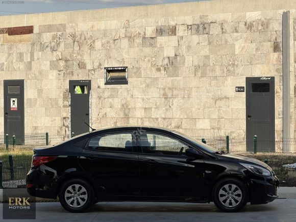 HATASIZ BOYASIZ DEĞİŞENSİZ 245.000 KM ACCENT BLUE