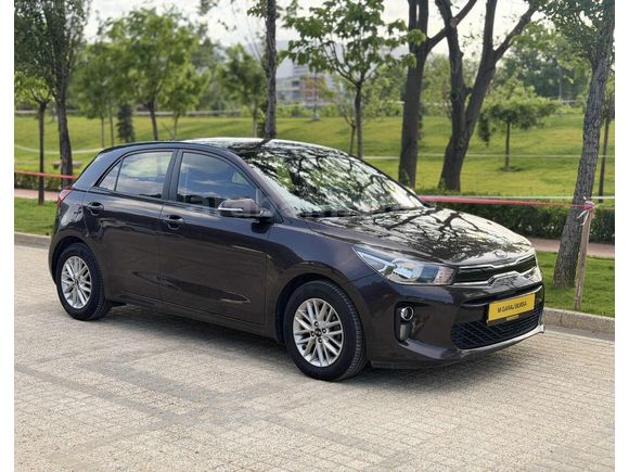 KİA/RİO/OTOMATİK/HATASIZ/159.*** KM