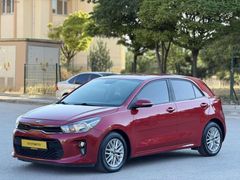 HATASIZ BOYASIZ DEĞİŞENSİZ HASAR KAYITSIZ 106.000 KMDE