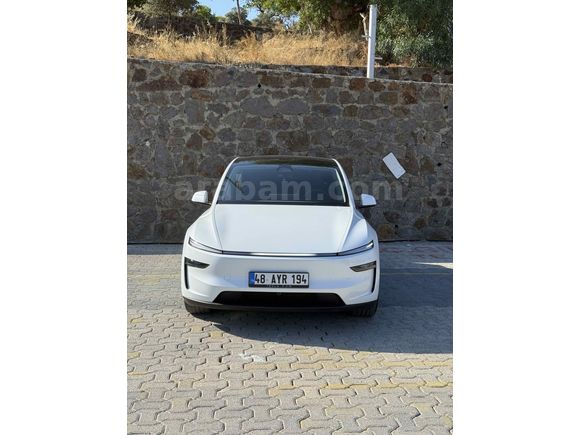 Sahibinden Tesla Model Y Standart (Juniper) 2025 Model 
