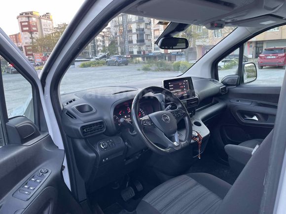 Sahibinden Opel Combo 1.5 CDTI Edition 2022 Model 
