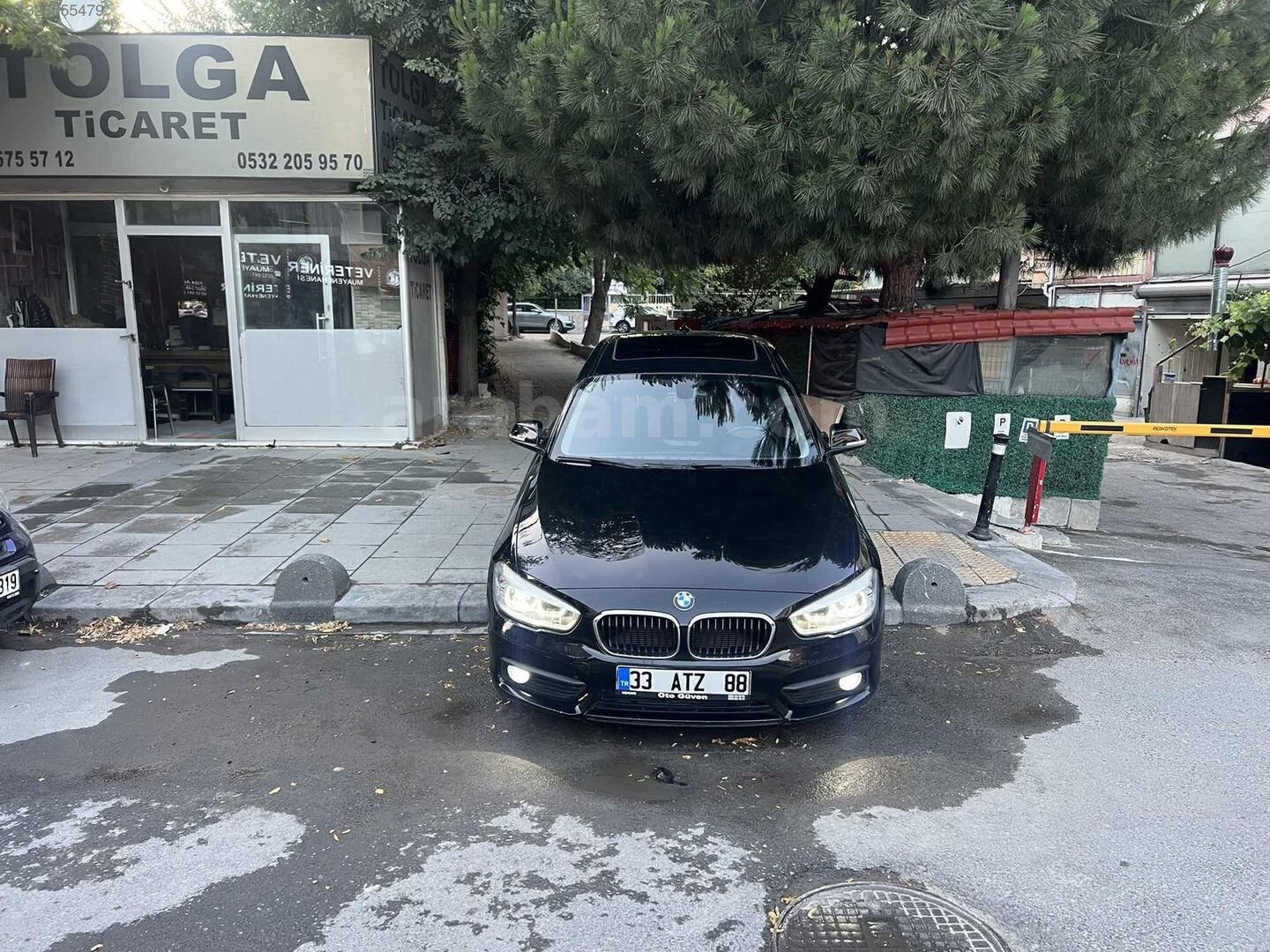 Galeriden BMW 1 Serisi 118i Joy Plus 2017 Model İstanbul 136.000 km Siyah 2