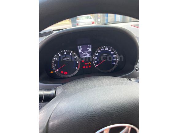 Sahibinden Hyundai Accent Blue 1.4 D-CVVT Mode Plus 2015 Model Ankara