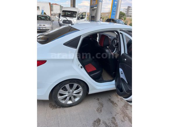 Sahibinden Hyundai Accent Blue 1.4 D-CVVT Mode Plus 2015 Model Ankara