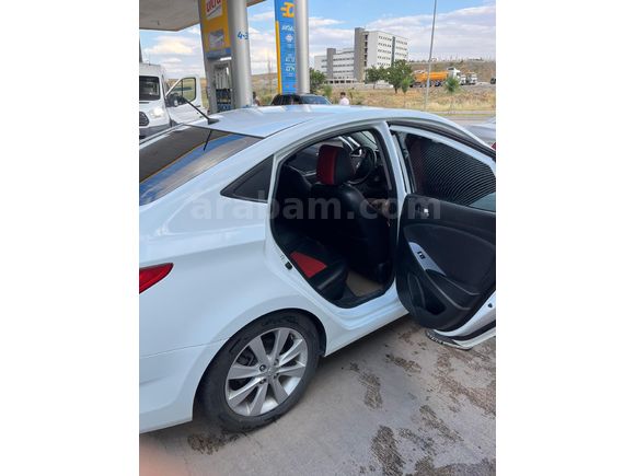 Sahibinden Hyundai Accent Blue 1.4 D-CVVT Mode Plus 2015 Model Ankara