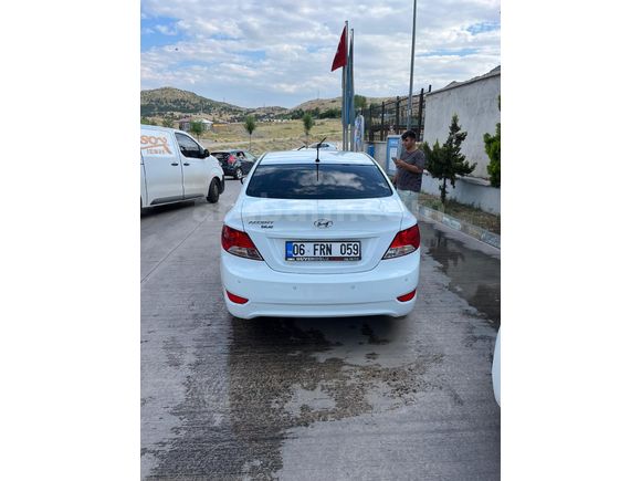 Sahibinden Hyundai Accent Blue 1.4 D-CVVT Mode Plus 2015 Model Ankara
