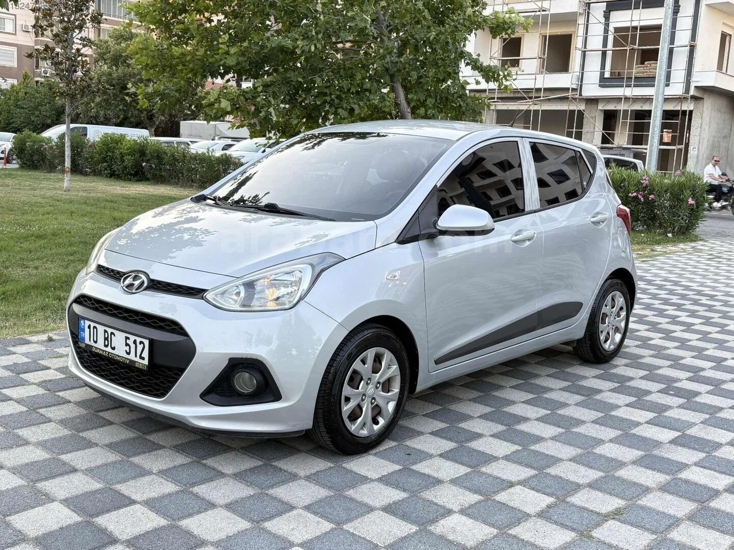 Galeriden Hyundai i10 1.0 D-CVVT Style 2014 Model Balıkesir 220.000 km Gri 1