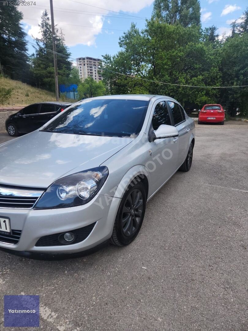 Galeriden Opel Astra 1.3 CDTI Enjoy 111.Yıl 2010 Model Malatya 255.000 km Gri 4