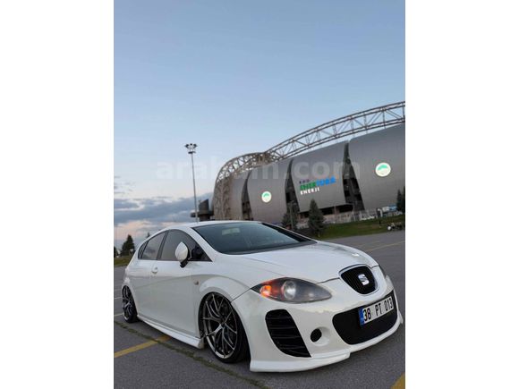 AİRLİ YAPILI Seat Leon 1.4 TSI Style 2010 