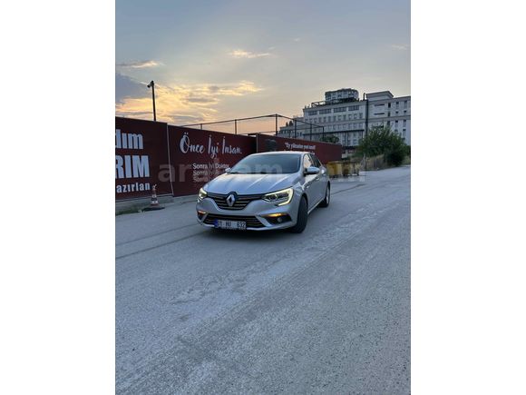 Sahibinden Renault Megane 1.5 Blue DCI Touch 2020 Model 