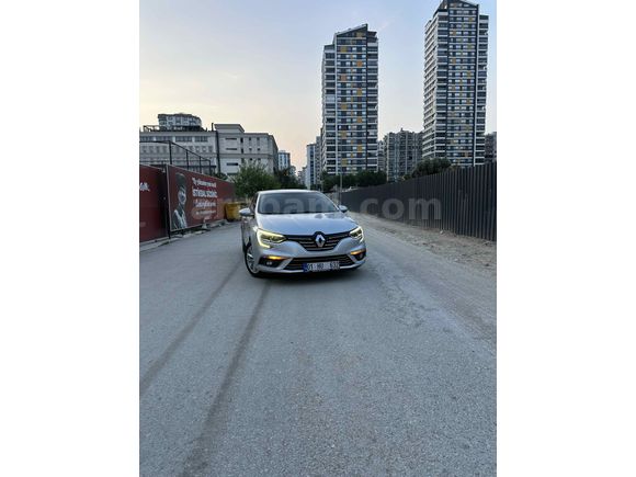Sahibinden Renault Megane 1.5 Blue DCI Touch 2020 Model 