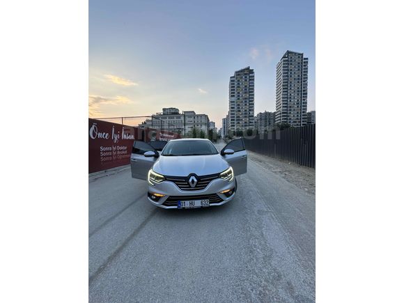 Sahibinden Renault Megane 1.5 Blue DCI Touch 2020 Model 