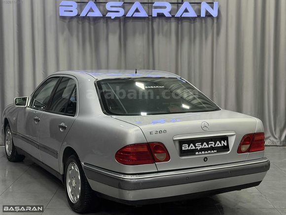 BAŞARAN'DAN SINIF MERCEDES E200 ELEGANCE 250.000 PEŞİNATLA