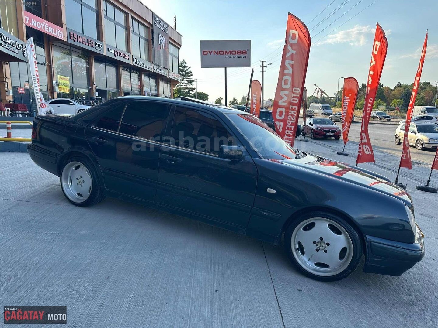 Galeriden Mercedes - Benz E 200 Classic 1997 Model Ankara 420.000 km Yeşil 3
