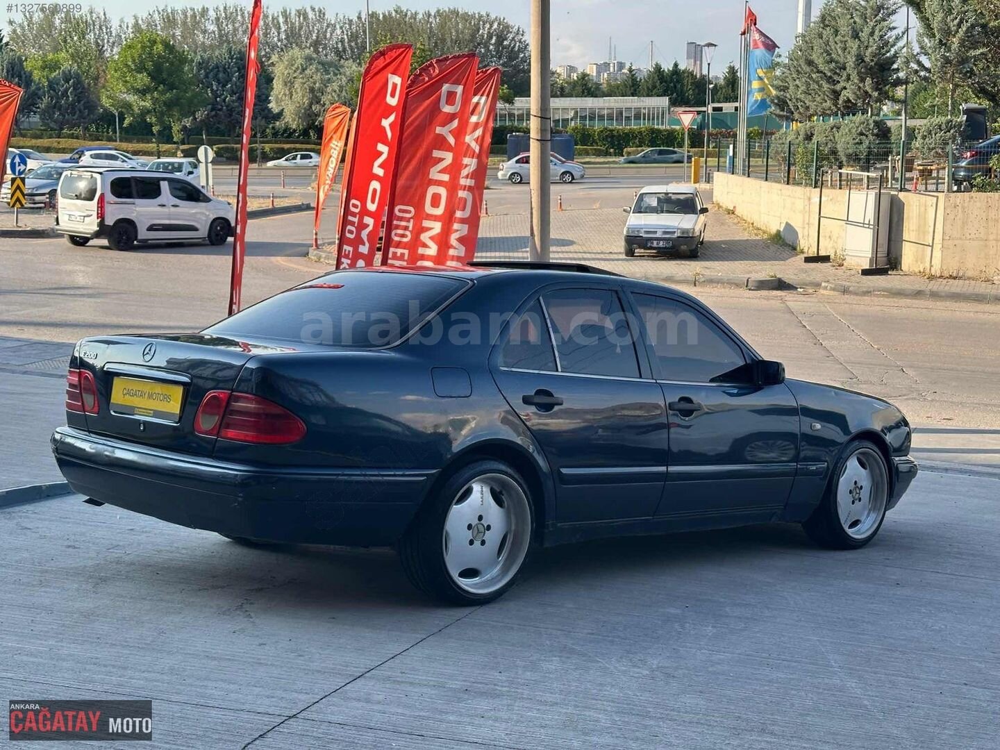 Galeriden Mercedes - Benz E 200 Classic 1997 Model Ankara 420.000 km Yeşil 7
