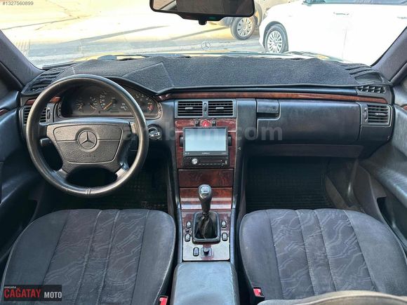 ÇAĞATAY DAN TEMİZ BAKIMLI MERSEDES E 200 CLASSİC