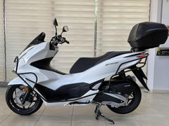 HONDA PCX125CC HATASIZ BOYASIZ HONDA ORJİNAL AKILLI ÇANTALI