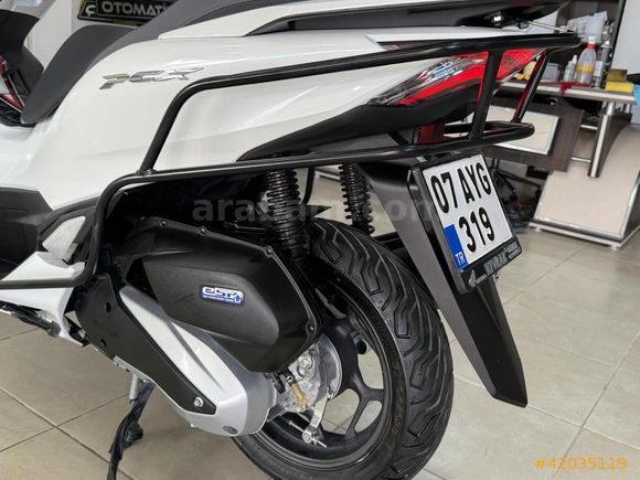 HONDA PCX125CC HATASIZ BOYASIZ HONDA ORJİNAL AKILLI ÇANTALI