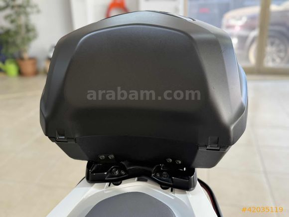 HONDA PCX125CC HATASIZ BOYASIZ HONDA ORJİNAL AKILLI ÇANTALI