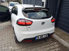 Sahibinden Kia Rio 1.4 CRDi Sporty 2014 Model  149.000 km Beyaz