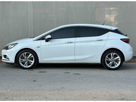 AYSER'DEN OTOMATİK DEĞİŞENSİZ 2016 OPEL ASTRA 1.6 CDTI DYNAMIC