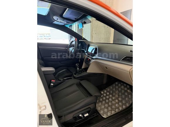 YANIK AUTO'DAN TR DE TEK DOLU DOLU EXTRALI ELANTRA !