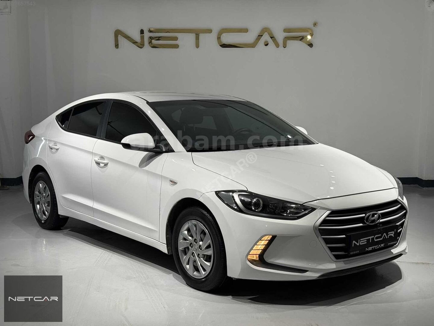 Galeriden Hyundai Elantra 1.6 D-CVVT Style 2017 Model Eskişehir 137.000 km Beyaz 2