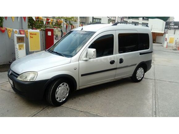 Sahibinden Opel Combo 1.7 DTI Comfort 2003 Model  Otomobil Ruhsatlı
