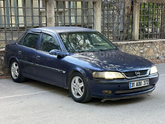 Galeriden Opel Vectra 2.0 CD 1997 Model Hatay