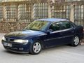 Galeriden Opel Vectra 2.0 CD 1997 Model Hatay