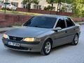 Galeriden Opel Vectra 1.6 GL 1998 Model Hatay