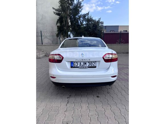 Memurdan Fluence 2013 Model 