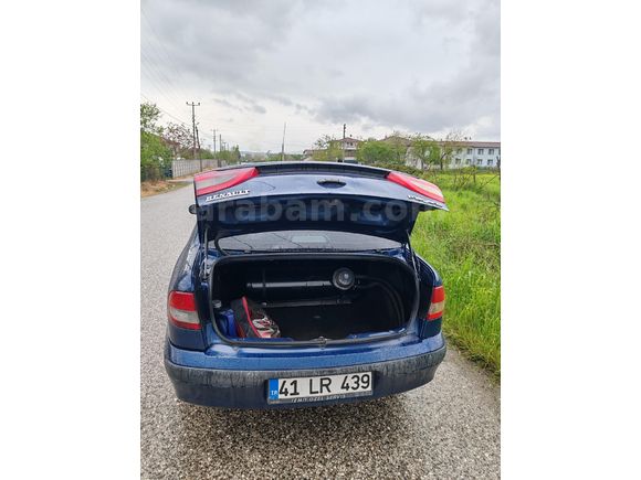 Sahibinden Renault Megane 1.4 RTA 2001 Model