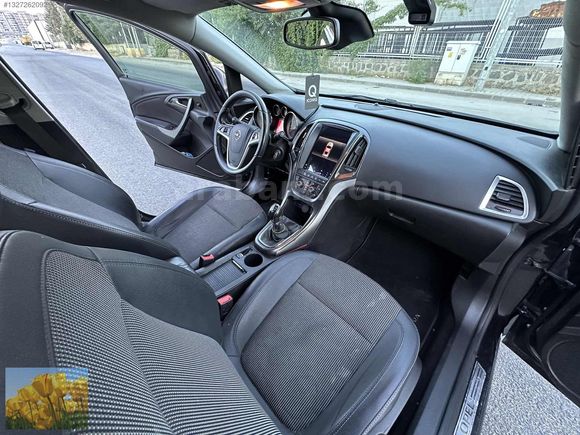 TEMİZ DÜŞÜK KM YENİ KASA OPEL