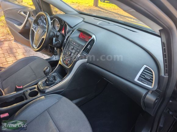 HATASIZ 2012 MODEL OPEL ASTRA 1.3 DİZEL 95 BG COSMO
