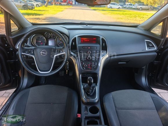 HATASIZ 2012 MODEL OPEL ASTRA 1.3 DİZEL 95 BG COSMO