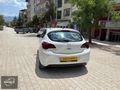 ŞENER OTOMOTİV DEN MÜKEMMEL KONDİSYONDA 1.3 CDTİ COSMO ASTRA