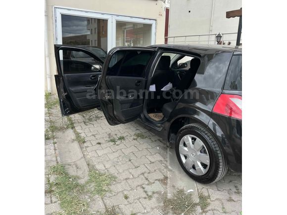 Sahibinden Renault Megane 1.6 Authentique 2006 Model 
