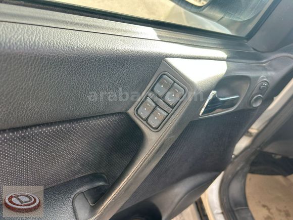 İLKEL 2000 MODEL OPEL ASTRA CD