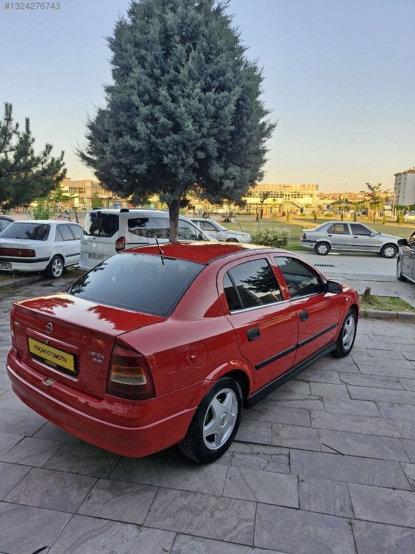 Galeriden Opel Astra 1.6 CD 2000 Model Uşak 328.000 km Kırmızı 6