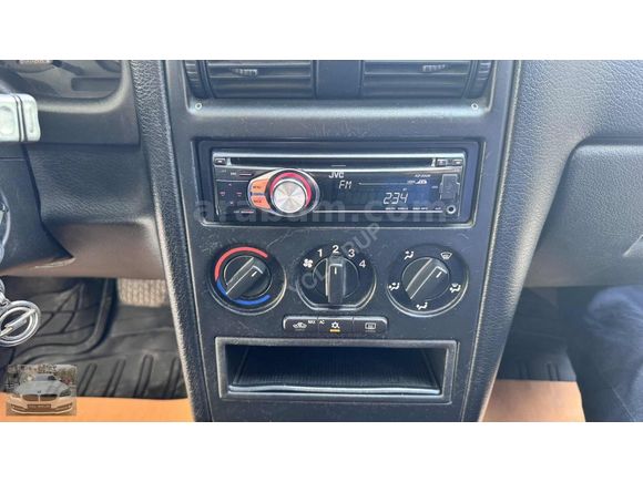 1999 1.6 16 V CD OTOMATİK