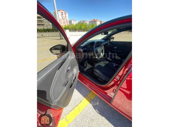Corsa 1.2 T Elegance 32.000 Km Çift Renk Cam Tavan