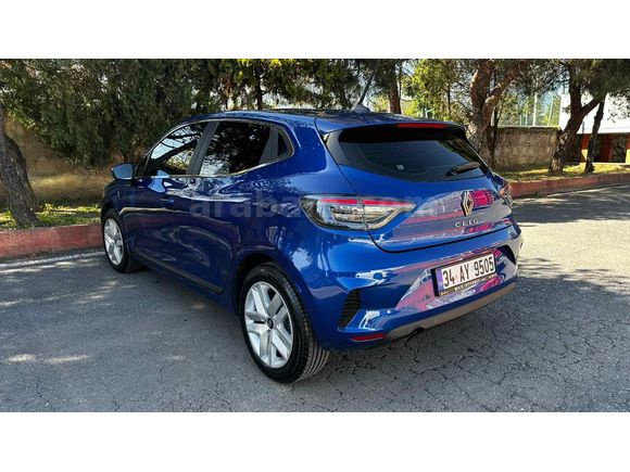 Sahibinden Renault Clio 1.0 TCe Evolution 2025 Model  500 km Mavi