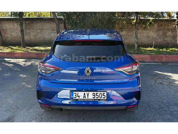 Sahibinden Renault Clio 1.0 TCe Evolution 2025 Model  500 km Mavi