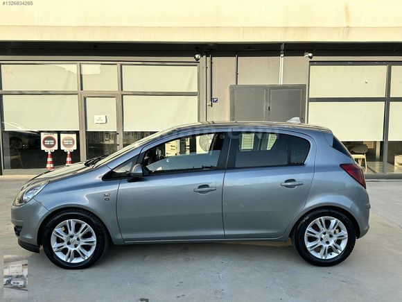OPEL CORSA 111 YIL ÖZEL SERİ ENJOY DÜŞÜK KM