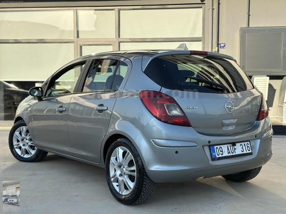 OPEL CORSA 111 YIL ÖZEL SERİ ENJOY DÜŞÜK KM