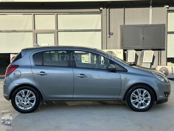 OPEL CORSA 111 YIL ÖZEL SERİ ENJOY DÜŞÜK KM