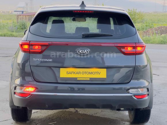 DAS AUTO,dan Kia Sportage 1.6 CRDI Cool 2021 Model  hatasız 