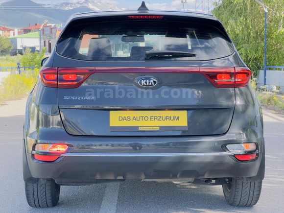 DAS AUTO,dan Kia Sportage 1.6 CRDI Cool 2021 Model  hatasız 